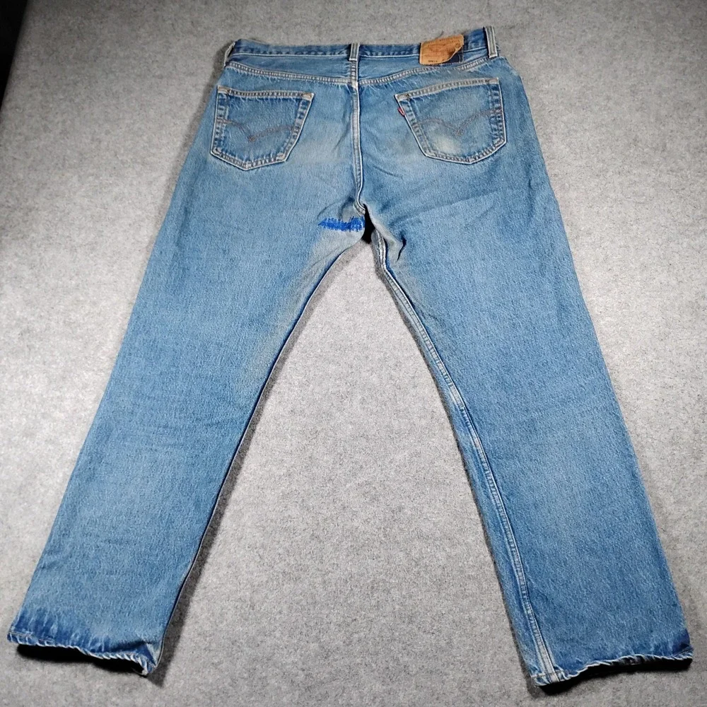 Vintage 90s Levi's 501-0000 Men 38x30 Light Wash Button Fly Made in USA Jeans